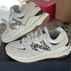 New Balance 5740 **NEW**